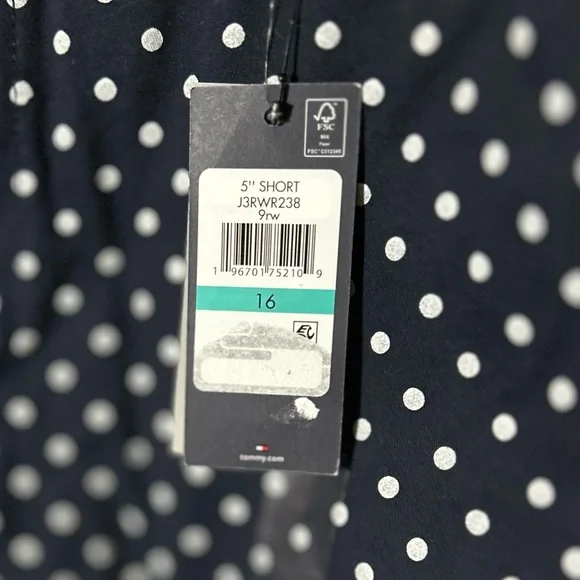 NEW Tommy Hilfiger Women’s Hollywood 5” Shorts, Navy w/White Polka Dot Size 16 - Picture 2 of 9